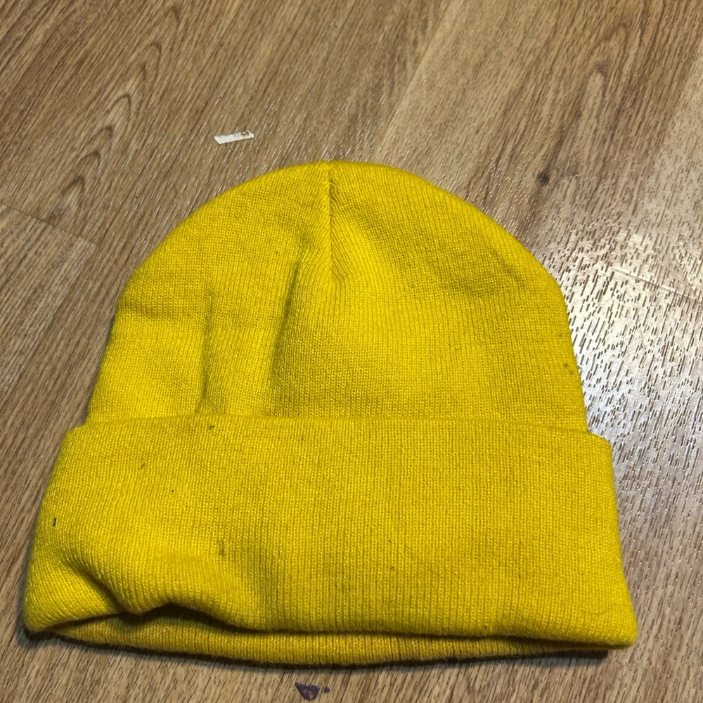Beanie - Picture 3 of 3